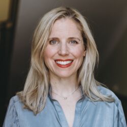 Dr. Sarah Müller