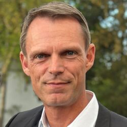 Dr. Oliver Kohl