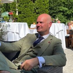 Thorve Räker